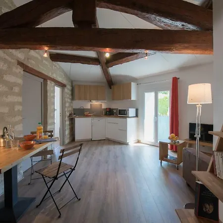 Les Secrets De Sainte Eulalie - Premiere Conciergerie