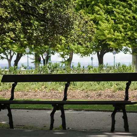 Les Secrets De Sainte Eulalie - Premiere Conciergerie