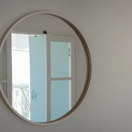 Les Secrets De Sainte Eulalie - Premiere Conciergerie * Монпелье